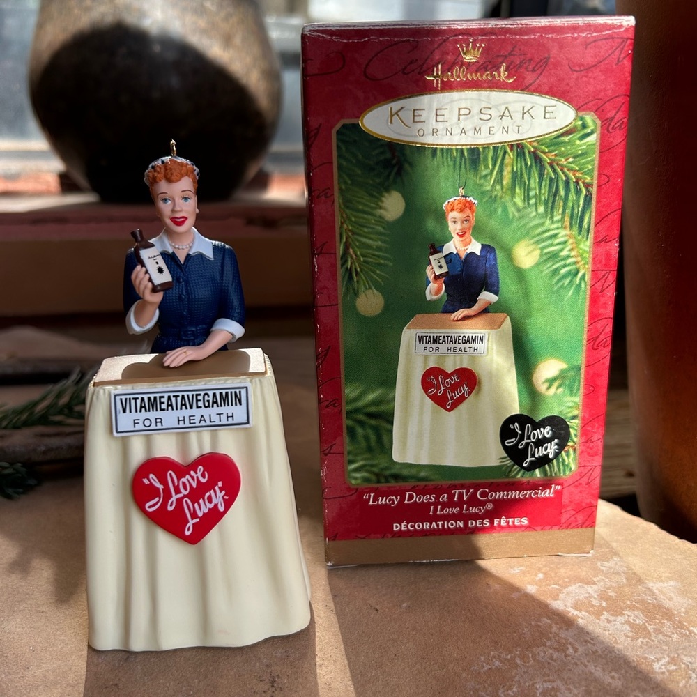 Hallmark ‘I Love Lucy’ Keepsake Ornament New in Box